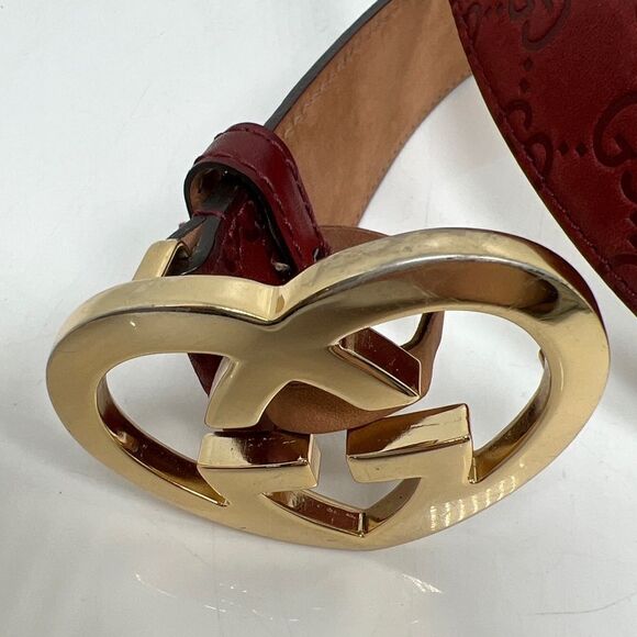 Gucci Guccisima Red Interlocking G Heart Gold Buckle Embossed Leather Belt  34 - Picture 6 of 6